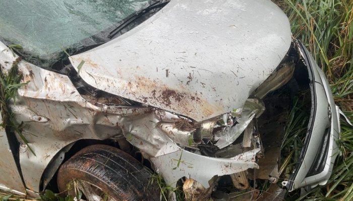 Acidente de trânsito na BR-267 — Foto: Nova News
