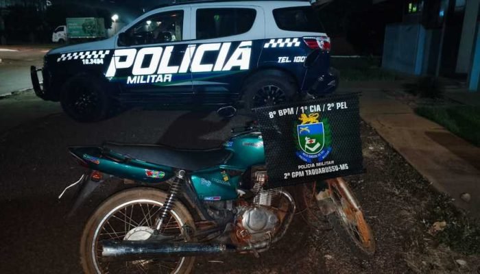 Motocicleta interceptada pela Polícia Militar — Foto: Imagem: Divulgação / PM