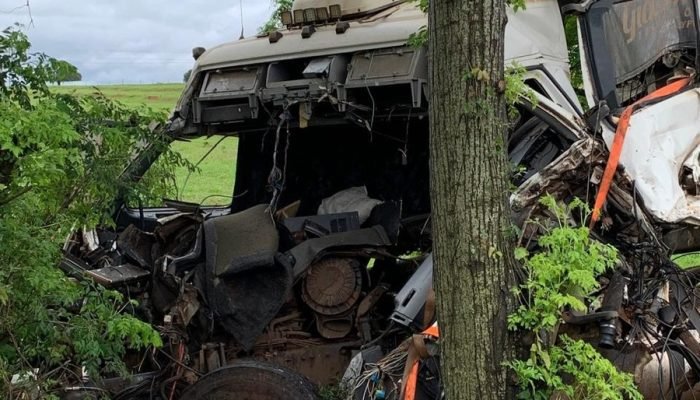 Motorista que sofreu acidente no PR retorna para casa e relata dinâmica