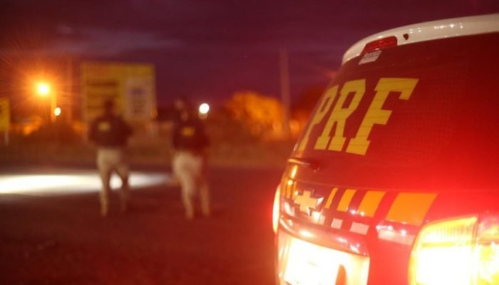 Colisão na MS-267 mata motorista após carro atingir traseira de carreta