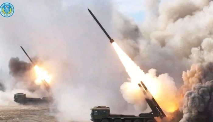 Exercícios militares da China ao redor de Taiwan — Foto: Veja fotos dos exercíci