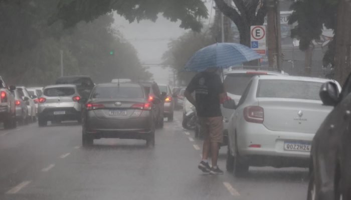 Dia de chuva. — Foto: Dia de chuva. (Madu Livramento, Midiamax)