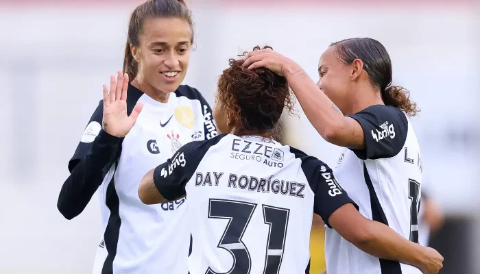 Corinthians goleia Always Ready por 11 a 0 na Libertadores Feminina