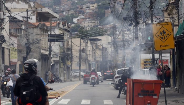 TRT-RJ Suspende Atividades Presenciais Após Operação Policial no Rio
