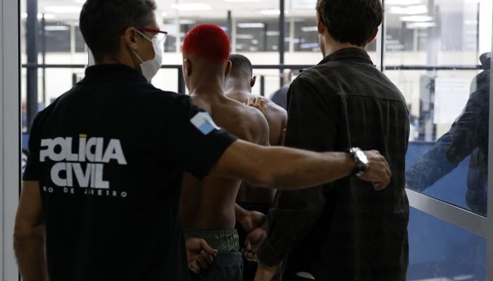 Policiais civis do RJ cobram adicional de 100% sobre pensão por morte