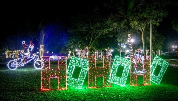 Naviraí se prepara para inaugurar iluminação natalina 'A Cidade Vive o Natal'