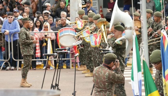 desfile-independencia-militar