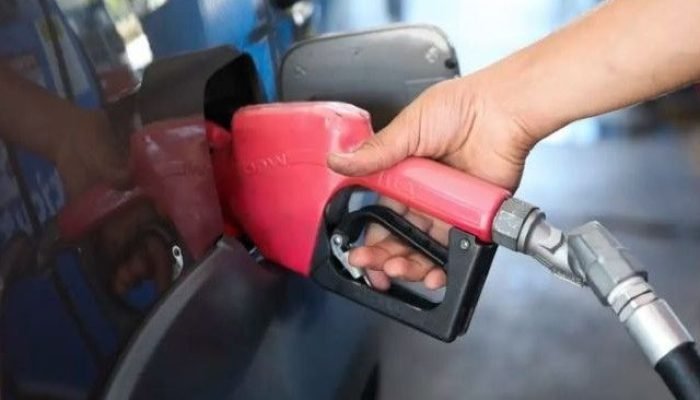 Foto: Abastecimento em posto de combustível | Divulgação/José Cruz/Agência Brasi