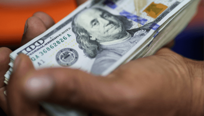 Foto: Dólar fecha em R$ 5,06 e chega menor patamar em dois anos | REUTERS/Luisa