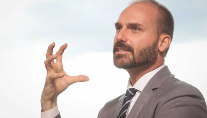 PGR se opõe a solicitação de prisão contra deputado Eduardo Bolsonaro
