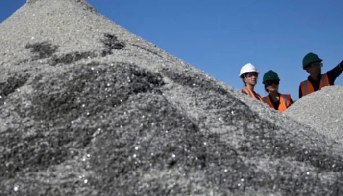 eua-negociam-minerais-raros-com-caiado-e-irritam-planalto