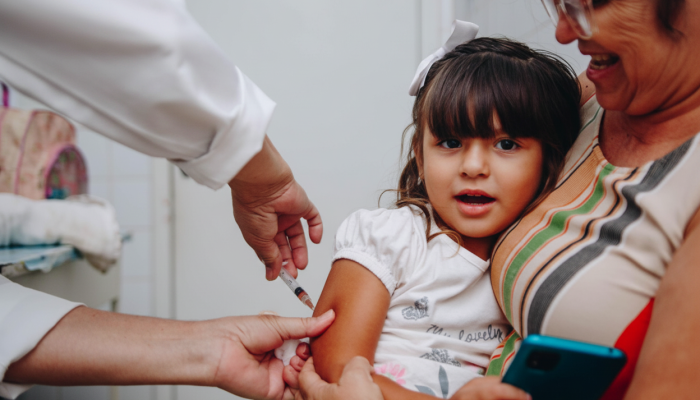 Multivacinação acontece em todo o município neste sábado, dia 22