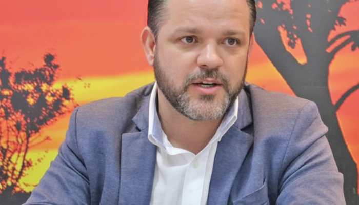 Paulo Massetti interrompe campanha para reflexão no Dia da Independência