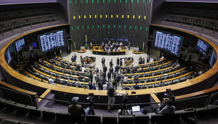Cota parlamentar em MS: gastos com divulgação chegam a quase R$ 7 milhões