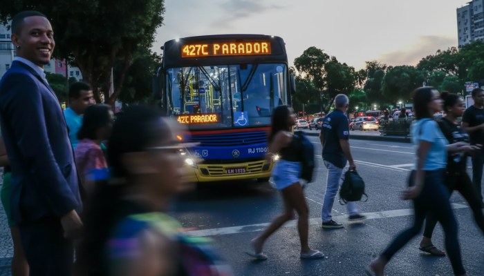 Sentimentos de solidão e exaustão influenciam aumento da abstenção eleitoral