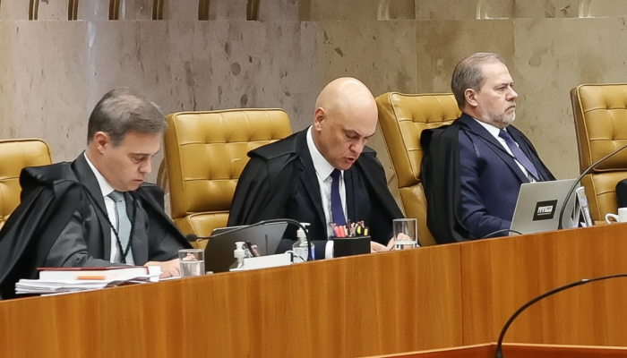 Mendonça critica Moraes por condução de inquérito no STF