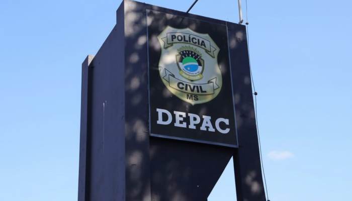 Mulher é detida sob suspeita de assassinar padrasto em Fátima do Sul