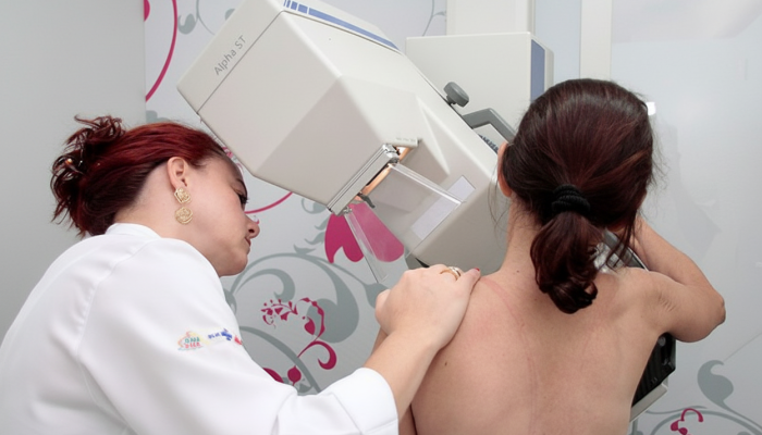 Mamografia pelo SUS: mulheres acima dos 40 anos têm acesso, mas com restrições na periodicidade