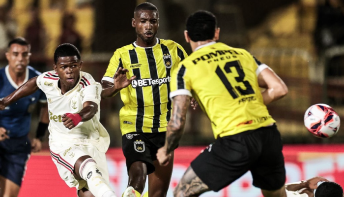 Jogando com meninos da base, Flamengo sofreu derrota elástica para o Volta Redon