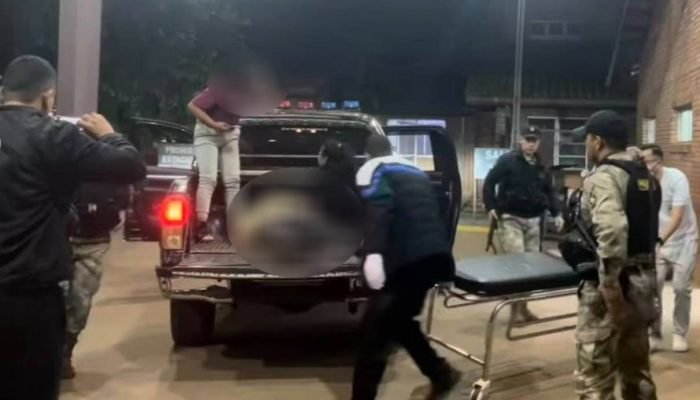 Foi levado em estado grave para atendimento — Foto: Foi levado em estado grave p