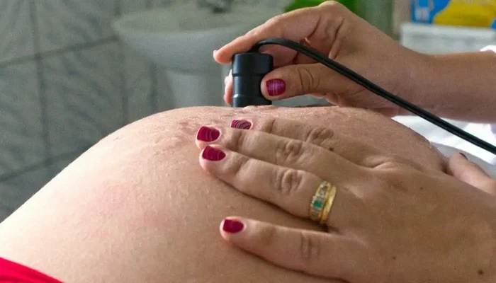 Gravidez na adolescência deve ser debatida nas igrejas, diz ministro