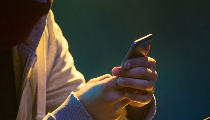 Polícia de SP notifica milhares por celulares roubados via SP Mobile