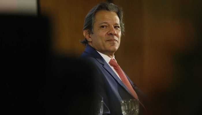Haddad relaciona rejeição de MP a "escolha" para onerar mais pobres