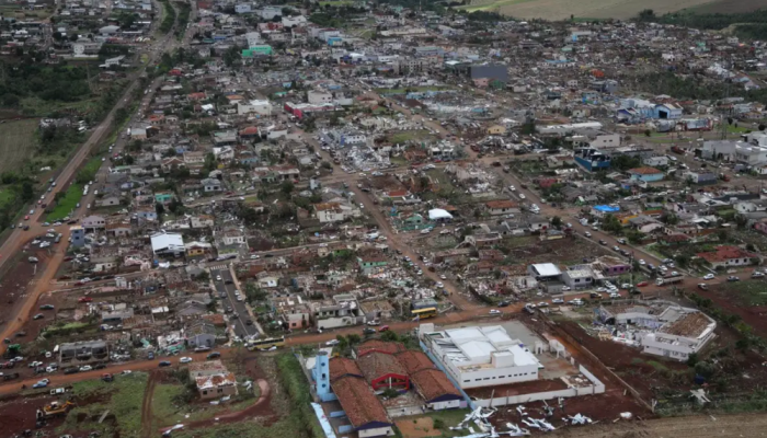 Paraná se recupera após tornado deixar rastro de destruição e mortes