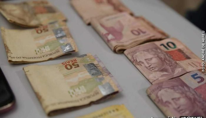Idoso relata coação financeira e agressões da esposa em Campo Grande