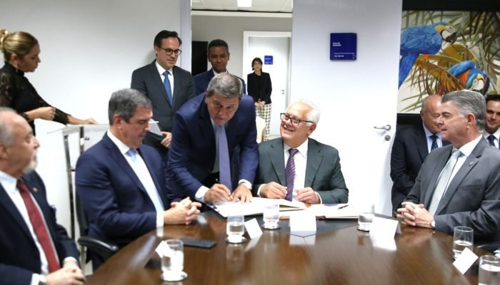 Sergio de Paula toma posse como novo conselheiro do TCE/MS