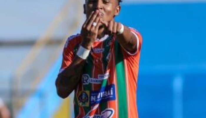 Naviraiense vence Pantanal em Campo Grande e assume vice-liderança do Estadual