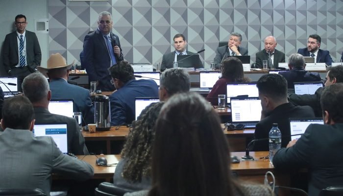 Presidente de associação nega irregularidades em CPMI do INSS
