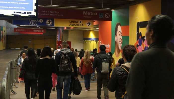 Após falha, Linha 4-Amarela do Metrô de SP volta a funcionar