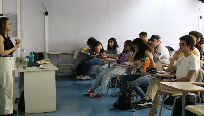 Fuvest divulga locais de prova e abre inscrições