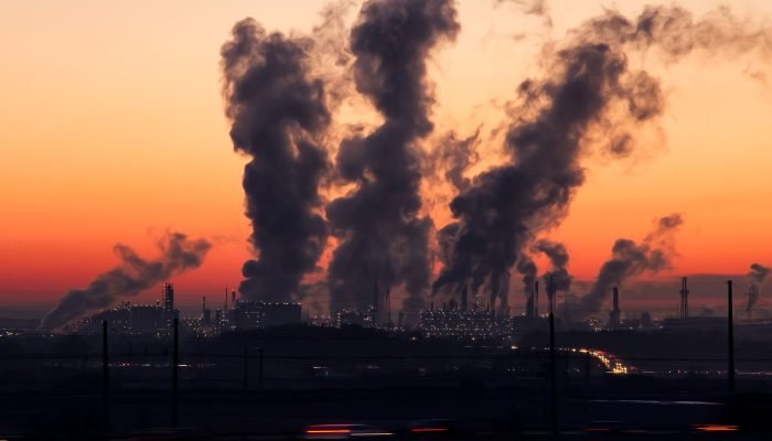 Gás carbônico na atmosfera tem níveis recordes em 2024, segundo OMM