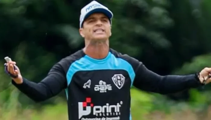 Junior Rocha durante treino — Foto: Junior Rocha durante treino (Foto: Jorge Luí