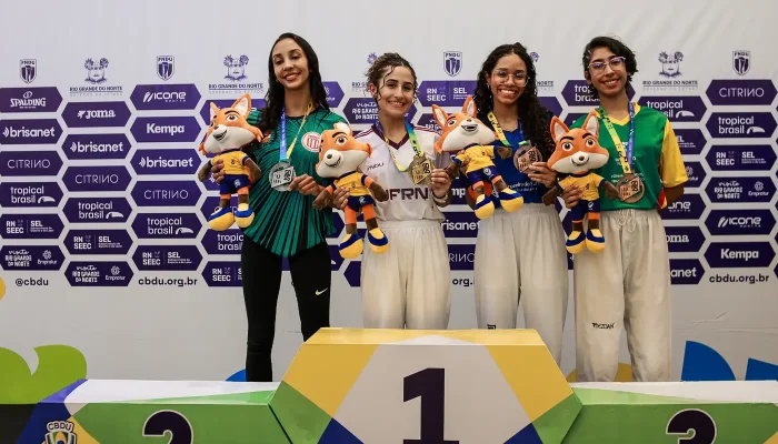 Laura Paiva Conquista Tricampeonato no JUBs em Sua Última Participação