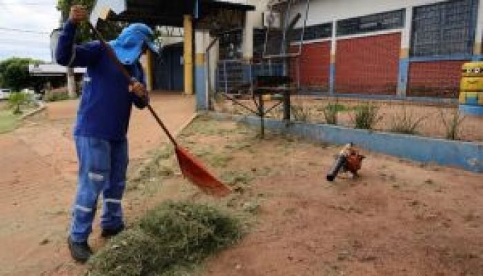 Prefeitura inicia limpeza de escolas e CEIMs para o ano letivo