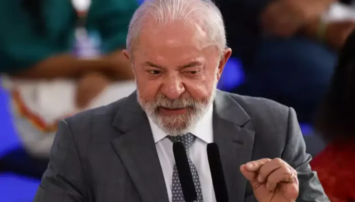 Lula defende paz na América do Sul e Caribe em ligação telefônica com Maduro