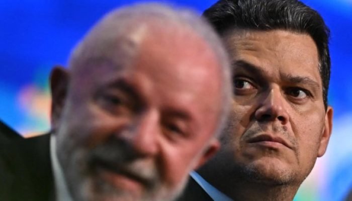 Advogado de Trump critica Alcolumbre por não colocar o impeachment de Moraes em pauta e ainda alfineta Lula