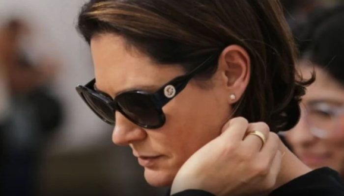 Michelle Bolsonaro se afasta do PL por questões de saúde e cancela evento