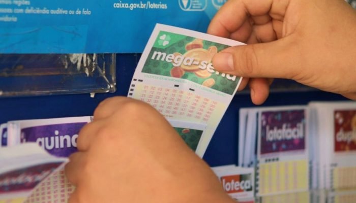 Mega-Sena sorteia R$ 12 milhões neste sábado