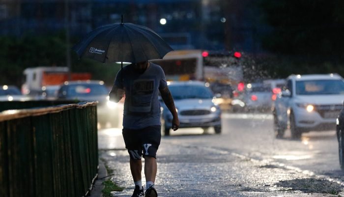 Fortes ventos e chuvas provocam danos em cidades de São Paulo, aponta Defesa Civil