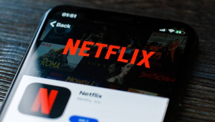 Netflix Detalha Planos Após Aquisição Bilionária da Warner Bros.
