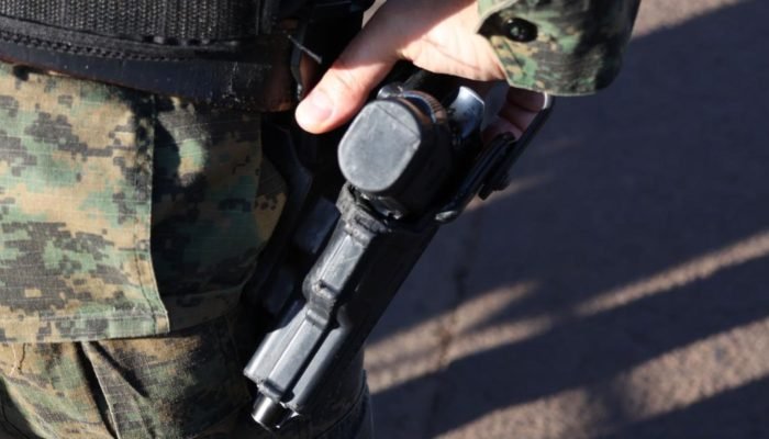 A prisão ocorreu através da GCM. (Foto: Madu Livramento, Midiamax)