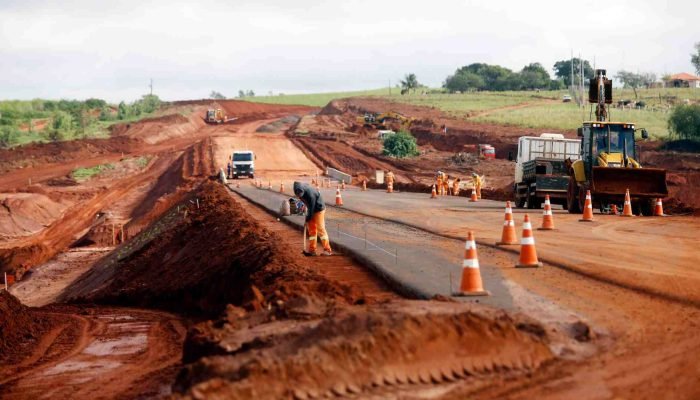 A norma considera estratégicas as obras de recuperação e melhoria de rodovias fe