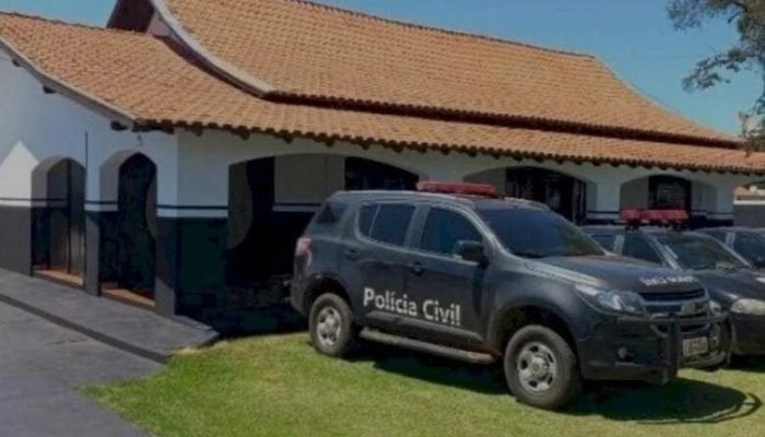 Ela foi levada para a delegacia de Caarapó, onde foi autuada pelo crime de homicídio - Crédito: Divulgação