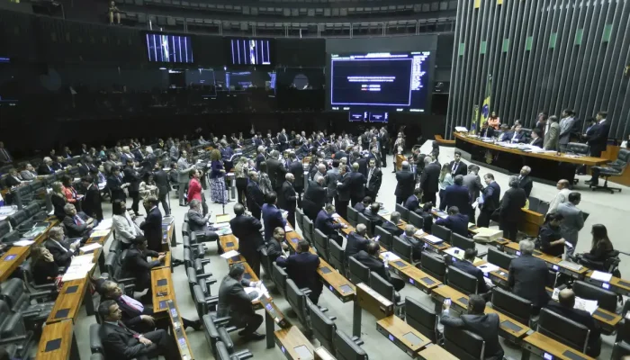 pec-da-assistencia-social-passa-em-1o-turno-na-camara