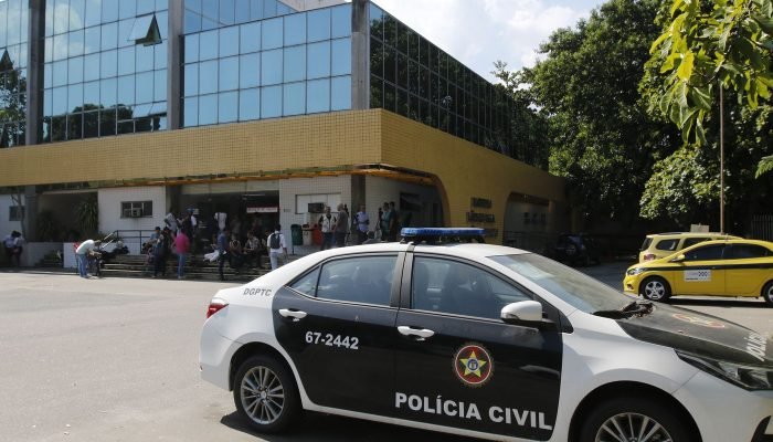 MPRJ realiza perícia independente em vítimas da Operação Contenção MPRJ realiza perícia independente em vítimas da Operação Contenção