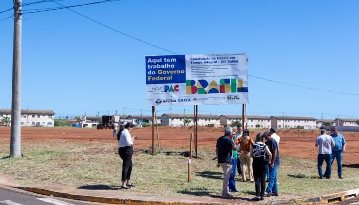 prefeito-rodrigo-sacuno-autoriza-construcao-de-escola-em-tempo-integral-na-regiao-do-nelson-trad-01-7